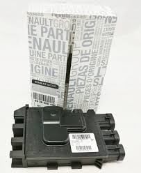 Megane 3 Sigorta Kutusu Akü Dağıtım Ünitesi 243800010R