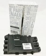 Megane 3 Sigorta Kutusu Akü Dağıtım Ünitesi 243800010R