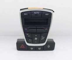 LAGUNA 3 KLİMA PANELİ 275109973R