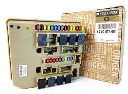 Clio 3 Modus Sigorta Kutusu 8200674661 8200456181