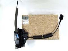 LAGUNA 3 SAĞ ÖN KAPI KİLİDİ 805000004R