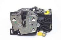 SANDERO ARKA SOL KAPI KİLİDİ 825034213R