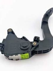 Megane IV Talisman Hız Pedal Kaptörü 180023067R - 180026830R