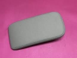 Megane 2 Orta Konsol Kol Dayama Kapağı 8200505852