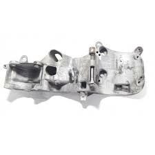 FLUENCE MEGANE III LAGUNA III DUSTER 1.6 K4M Alternatör Suportu 8200680344 688304373R 688300724R