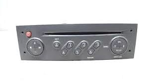 CLİO III MEGANE II MODUS TEYP ÇALAR 8200607915