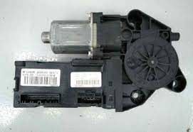 Fluence Megane 3 Sol Ön Cam Kriko Motoru 807312028R